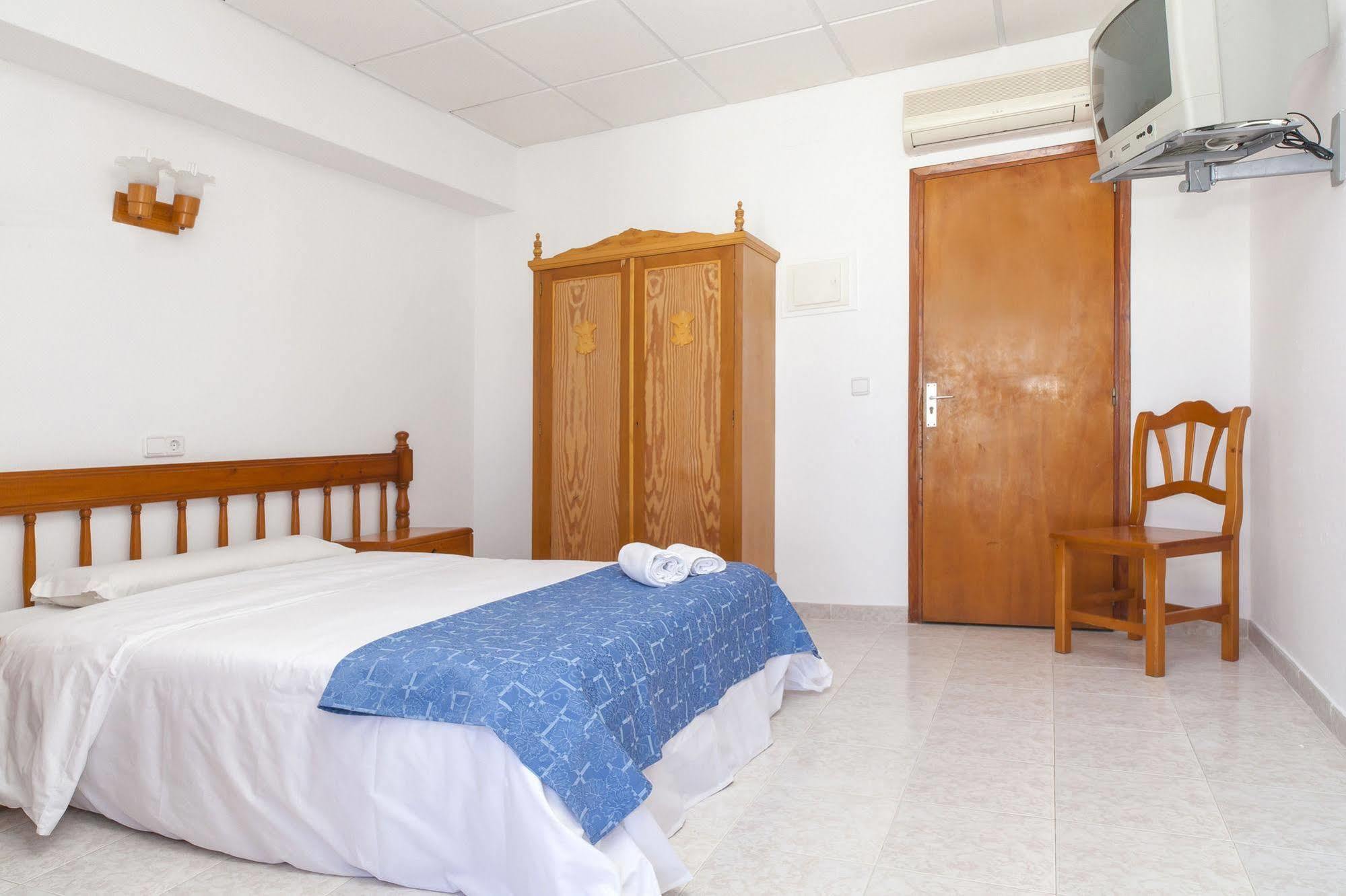 Can Beia Hostal Boutique (Adults Only) Sant Antoni de Portmany Exterior foto