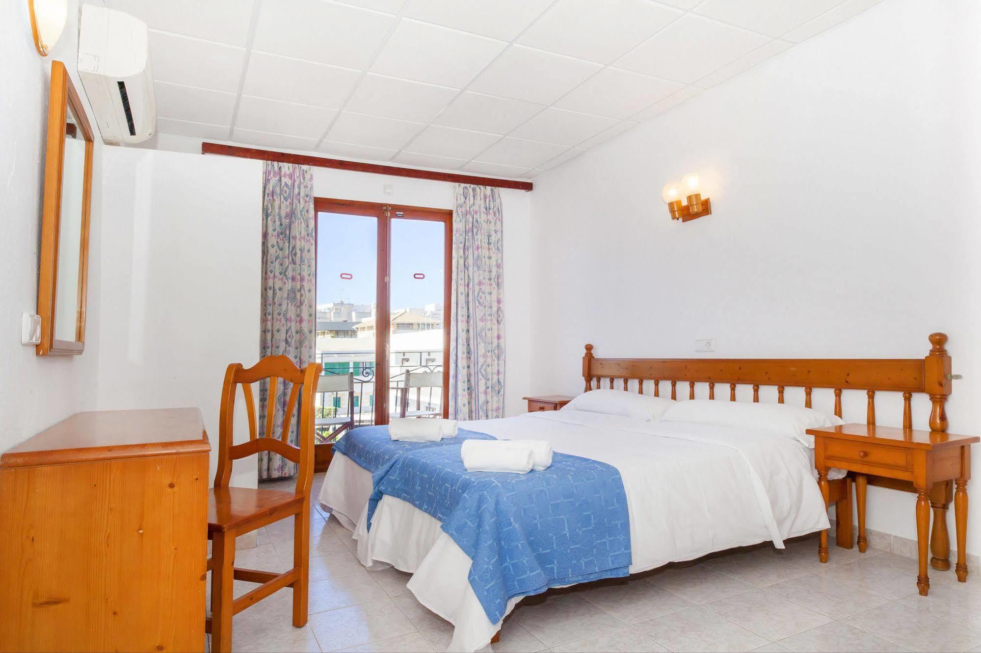 Can Beia Hostal Boutique (Adults Only) Sant Antoni de Portmany Exterior foto