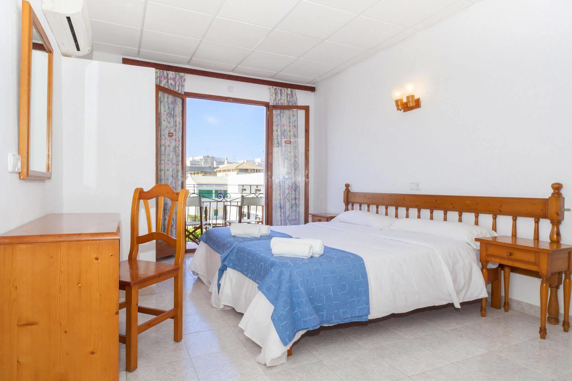 Can Beia Hostal Boutique (Adults Only) Sant Antoni de Portmany Exterior foto